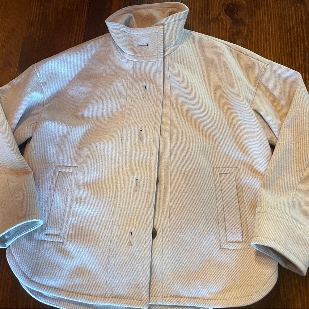 Stunning Ann Taylor Factory Lined Coat